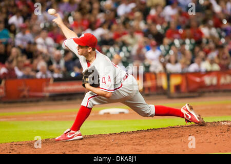 Sett. 12, 2011 - Houston, Texas, Stati Uniti - Philadelphia Phillies a partire lanciatore Roy Oswalt (44) pitching contro Houston Astros. Houston Astros sconfitto il Philadelphia Phillies 5-1 al Minute Maid Park a Houston in Texas. (Credito Immagine: © Juan DeLeon/Southcreek globale/ZUMAPRESS.com) Foto Stock