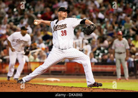 Sett. 12, 2011 - Houston, Texas, Stati Uniti - Houston Astros a partire lanciatore Brett Myers (39) pitching contro il Philadelphia Phillies. Houston Astros sconfitto il Philadelphia Phillies 5-1 al Minute Maid Park a Houston in Texas. (Credito Immagine: © Juan DeLeon/Southcreek globale/ZUMAPRESS.com) Foto Stock