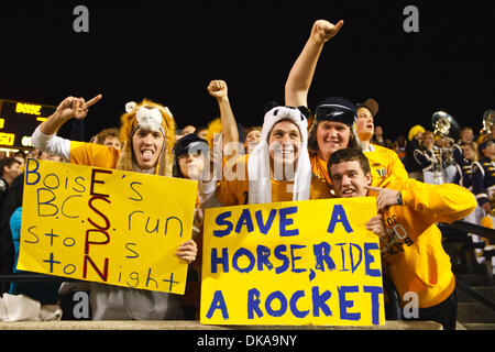 Sett. 16, 2011 - Toledo, Ohio, Stati Uniti - Toledo ventilatori durante il primo trimestre di azione di gioco. Il Boise State Broncos (4/4), della Mountain West Conference, sconfitti i razzi di Toledo, della Conferenza Mid-American, 40-15 al vaso di vetro a Toledo, Ohio. (Credito Immagine: © Scott Grau/Southcreek globale/ZUMAPRESS.com) Foto Stock