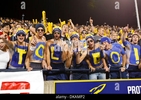 Sett. 16, 2011 - Toledo, Ohio, Stati Uniti - Toledo ventilatori durante l'azione del gioco. Il Boise State Broncos (4/4), della Mountain West Conference, sconfitti i razzi di Toledo, della Conferenza Mid-American, 40-15 al vaso di vetro a Toledo, Ohio. (Credito Immagine: © Scott Grau/Southcreek globale/ZUMAPRESS.com) Foto Stock