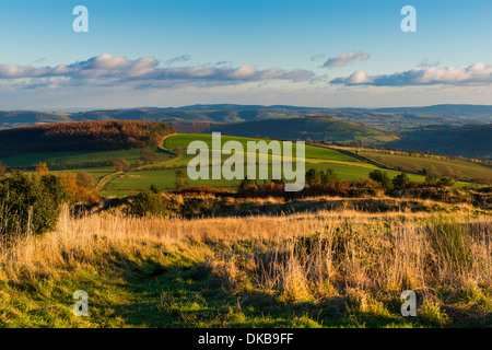 South Shropshire campagna da Bury Fossati Iron Age Fort hill, Inghilterra Foto Stock