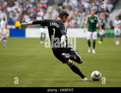 Ottobre 02, 2011 - Vancouver, British Columbia, Canada - Vancouver Whitecaps portiere JOE CANNON (#1) assume un obiettivo calcio durante il match tra il Vancouver Whitecaps e Portland legni alla BC Place Stadium.(Immagine di credito: © David Bukach/ZUMAPRESS.com) Foto Stock