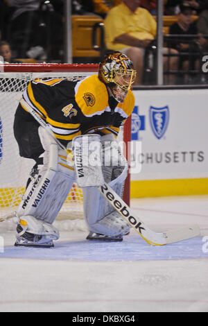 Ottobre 10, 2011 - Boston, Massachusetts, STATI UNITI - Il Colorado Avalanche sconfitta dei Boston Bruins 1 - 0 a TD Garden. (Credito Immagine: © Geoff Bolte/Southcreek/ZUMAPRESS.com) Foto Stock