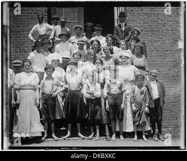 Un tipico gruppo di lavoratori in Aragona Mills. Rock Hill, S.C. 523537 Foto Stock