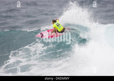 Mar 05, 2007 - Snapper Rocks, Australia - Teenage phenom CARISSA MOORE sconfitto da siepi di Chelsea nella finale del Roxy Pro 2007. (Credito Immagine: © Steve Robertson/ZUMA Press) Foto Stock