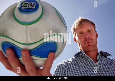 Jul 23, 2007 - Los Angeles, CA, Stati Uniti d'America - Alessio LALAS, ex giocatore di calcio e ora General Manager dei Los Angeles Galaxy squadra di calcio. (Credito Immagine: © Ringo Chiu/ZUMA Press) Foto Stock