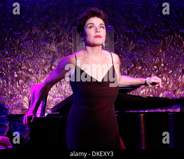 Christine Andreas in prove per il suo concerto al "54 sottostante' nightclub di New York City USA - 11.09.12 Foto Stock