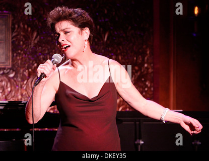 Christine Andreas in prove per il suo concerto al "54 sottostante' nightclub di New York City USA - 11.09.12 Foto Stock