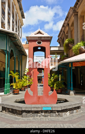 Una decorativa fontana in Caudan Waterfront, Port Louis, Mauritius. Foto Stock