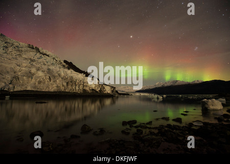 Aurora boreale su College Fjord, Prince William Sound, Alaska Foto Stock