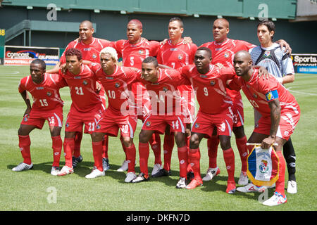 Jul 05, 2009 - Oakland, la California, Stati Uniti d'America - Panama iniziale di 11 pongono prima CONCACAF Gold Cup Gruppo C azione a Oakland-Alameda County Coliseum. (Credito Immagine: © Matt Cohen/Southcreek globale/ZUMA Press) Foto Stock