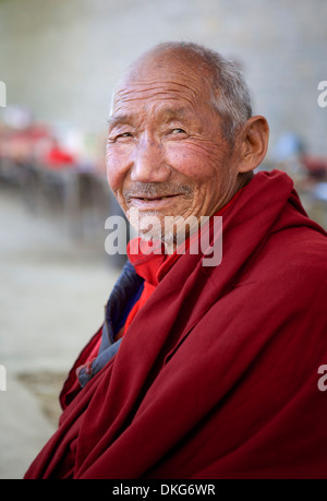 Il Tibetano monaco buddista al monastero di Tashilunpo ,Shigatse, nel Tibet, Cina, Asia Foto Stock