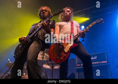 Inverness, Scotland, Regno Unito. Il 5 dicembre 2013. Western sabbia eseguire il supporto Nero Star piloti (Inverness, Regno Unito) Credito: Thomas Bisset/Alamy Live News Foto Stock