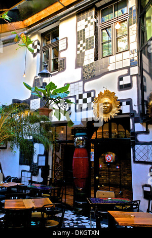 Kunsthaus Wien museo di Hundertwasser, Vienna, Austria, Europa Foto Stock