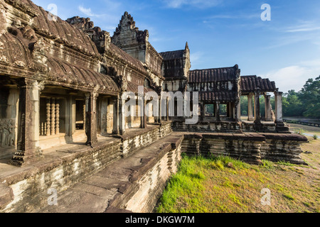 Terrazza rialzata a Angkor Wat, Angkor, Sito Patrimonio Mondiale dell'UNESCO, Siem Reap Provincia, Cambogia, Indocina, Asia sud-orientale, Asia Foto Stock