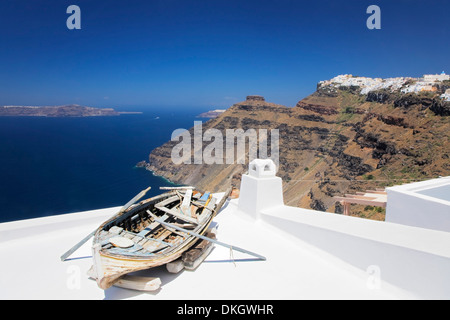 Vista da Firostefani a Imerovigli, SANTORINI, CICLADI, il Mare Egeo e le isole greche, Grecia, Europa Foto Stock