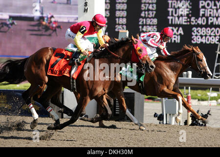 Occhio di Leopard (7) e jockey Eurico Rosa da Silva vincere il centocinquantesimo Queens piastra Domenica a Woodbine Racetrack a Toronto, Ontario in Canada. (Credito Immagine: © Anson appeso/Southcreek globale/ZUMApress.com) Foto Stock