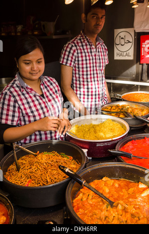 Camden Lock Village Market - Stallo alimentare Foto Stock