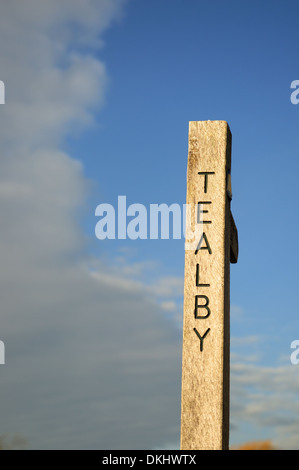 Tealby,Lincolnshire Wolds,l'Inghilterra,UK.segno sentiero Foto Stock