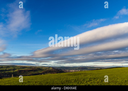 Keighley cloudscape dalla rurale mori, nello Yorkshire, Regno Unito Foto Stock