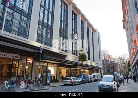 Northcliffe casa in Derry Street Kensington gli uffici del Daily Mail e london Evening Standard quotidiani Foto Stock