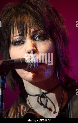 Joan Jett e il cuore nero eseguire con Alt-J, capitali, Ms Mr e più a Natale elettrica in Sacramento Foto Stock