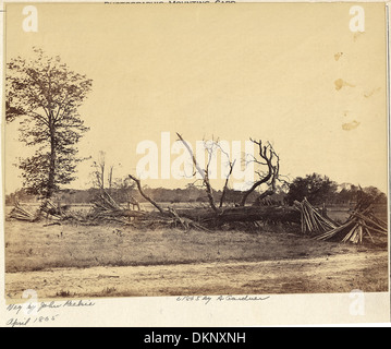 La linea estrema delle opere confederate a Cold Harbor, Virginia, mostra le fortificazioni utilizzate durante la guerra civile come parte del campo di battaglia. Foto Stock