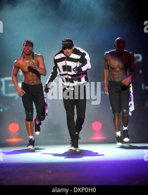 Birmingham, Regno Unito. Il 7 dicembre, 2013. Vestiti Live Show al NEC di Birmingham. 7 dicembre 2013 Foto di Brian Jordan/Alamy Live News Foto Stock