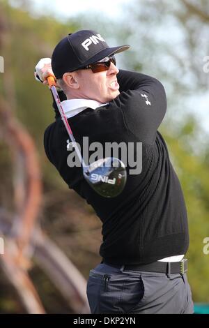 Thousand Oaks, California, Stati Uniti d'America. 5 Dic, 2013. 12/05/13 Thousand Oaks, CA: Hunter Mahan durante il primo round del 2013 Northwestern reciproca sfida mondiale, beneficiando di Tiger Woods Foundation. © Michael Zito/eclipse/ZUMAPRESS.com/Alamy Live News Foto Stock