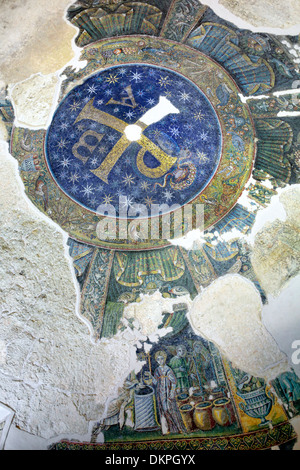 Dei primi Cristiani mosaico (VI secolo), il Battistero di San Giovanni, Cattedrale di Napoli (Duomo), Napoli, campania, Italy Foto Stock