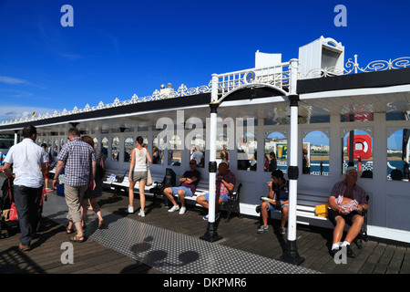 Il Brighton Pier e Brighton, East Sussex, Regno Unito Foto Stock