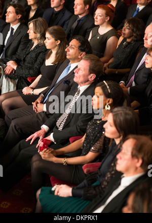 Attento pubblico del teatro Foto Stock