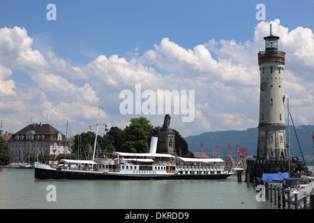 Lindau Bodensee Neuer Leuchtturm Bayerische Löwe Foto Stock