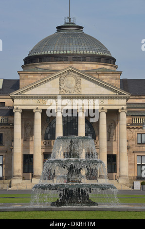 Kurhaus, Kurhausplatz, Wiesbaden, Assia, Deutschland Foto Stock