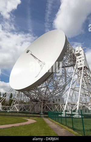Lovell radio telescopio Jodrell Bank, Cheshire, Regno Unito Foto Stock