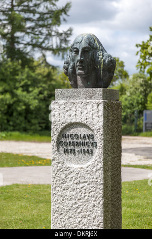 Busto di Nicolò Copernico in Jodrell Bank, Cheshire, Regno Unito Foto Stock