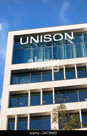 Capo ufficio di servizi pubblici unione, Unison, progettato da scudiero e partner Euston Road, Londra, Inghilterra Foto Stock