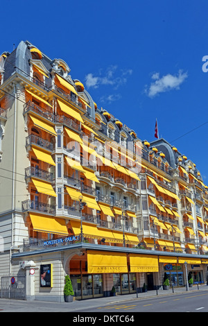 Europa Svizzera CH Vaud Montreux Grand Rue hotel Montreux Palace luogo di interesse turistico landmarks costruzione edilizia Foto Stock