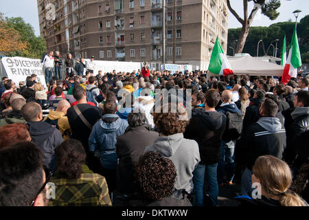 Roma, Italia. Il 9 dicembre, 2013. Italia nella ribellione. Persone protestano a Roma il 9 dicembre 2013.Foto: Paolo Gargini/NurPhoto Credito: Paolo Gargini/NurPhoto/ZUMAPRESS.com/Alamy Live News Foto Stock