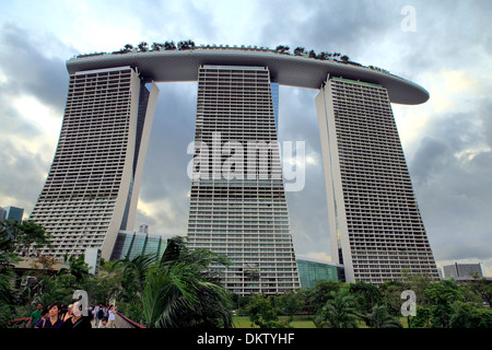 Il Marina Bay Sands (2006-2010 Moshe Safdie Aedes), Singapore Foto Stock