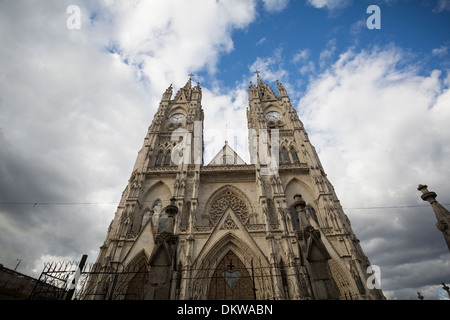 Basilica del Voto Nacional - Quito, Ecuador Foto Stock