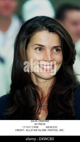 JULIA ORMOND.attrice.17/07/1998.N93E25C. Foto Stock