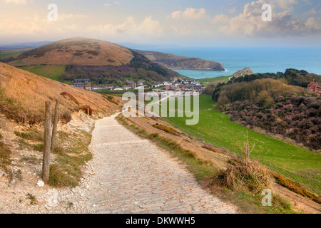 Sentiero costiero da West Lulworth a porta di Durdle, parte della Jurassic Costa, Dorset, Inghilterra. Foto Stock