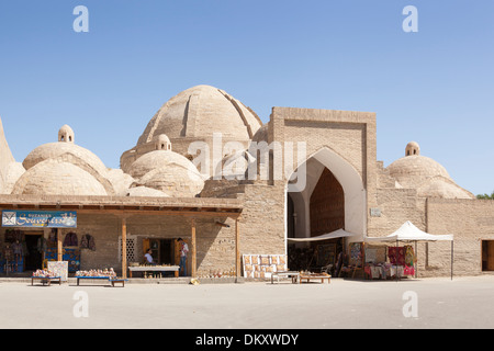 Toqi Zargaron, noto anche come Toki Zargaron, gioiellerie mercato commerciale, Bukhara, Uzbekistan Foto Stock