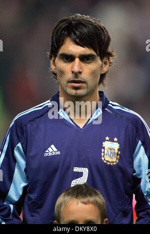 Apr. 19, 1942 - Stade De Geneve, Svizzera - Roberto AYALA.ARGENTINA.INGHILTERRA V ARGENTINA.STADE DE GENEVE, Svizzera.15-Nov-05.DIJ38987.K47872.WORLD CUP PREWIEW 2006.(Immagine di credito: © Globo foto/ZUMAPRESS.com) Foto Stock