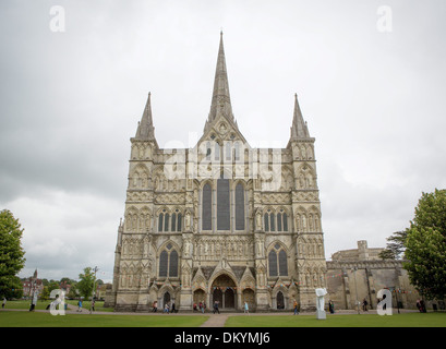 GV della Cattedrale di Salisbury, Wiltshire. 29 Maggio 2013 Foto Stock