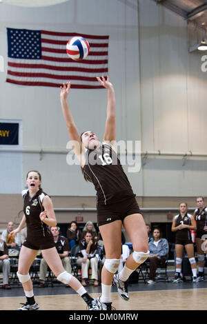 Nov. 21, 2009 - punto ad ovest di New York, Stati Uniti - 21 Novembre 2009: Lehigh's Jessica Kudirka durante l'azione di gioco a Patriot League campionato volley Semi Finali a Gillis Field House a West Point, NY. L'esercito cavalieri neri sconfitto Lehigh 3-0, mentre l'Università Americana aquile sconfitto il Colgate Raiders3-0. Obbligatorio Photo credit: Alex Cena / Southcreek Global (credito Foto Stock