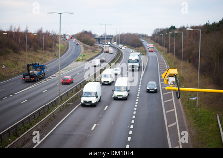 40km/h il limite massimo di velocità ora in posto su un14 junc 7-8. kettering bypass. Foto Stock