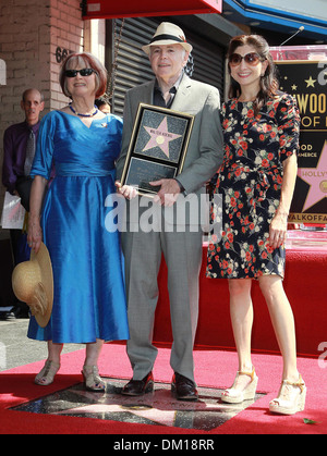 Judy Koenig Walter Koenig Figlia Danielle Koenig a Walter Koenig onore con una stella sulla Hollywood Walk of Fame Hollywood Foto Stock