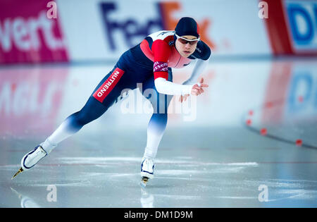 Berlino, Germania. 07Th Dec, 2013. Chechia's Karolina Erbanova durante l'ISU di pattinaggio di velocità di Coppa del Mondo a Berlino, Germania, 07 dicembre 2013. Foto: Thomas Eisenhuth/dpa/Alamy Live News Foto Stock